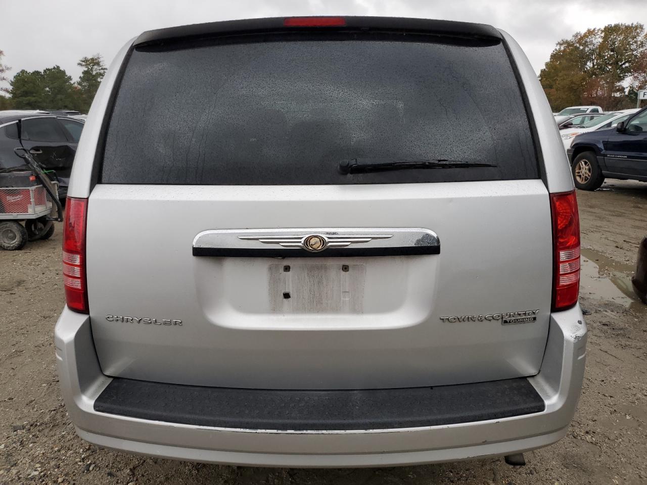 2010 Chrysler Town & Country Touring VIN: 2A4RR5D13AR337082 Lot: 89833445