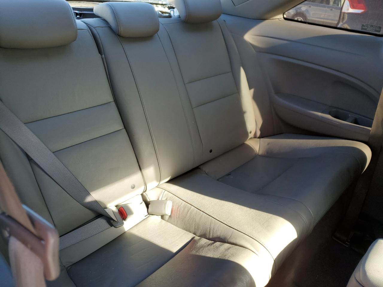 2009 Honda Civic Exl VIN: 2HGFG12979H517359 Lot: 92209685