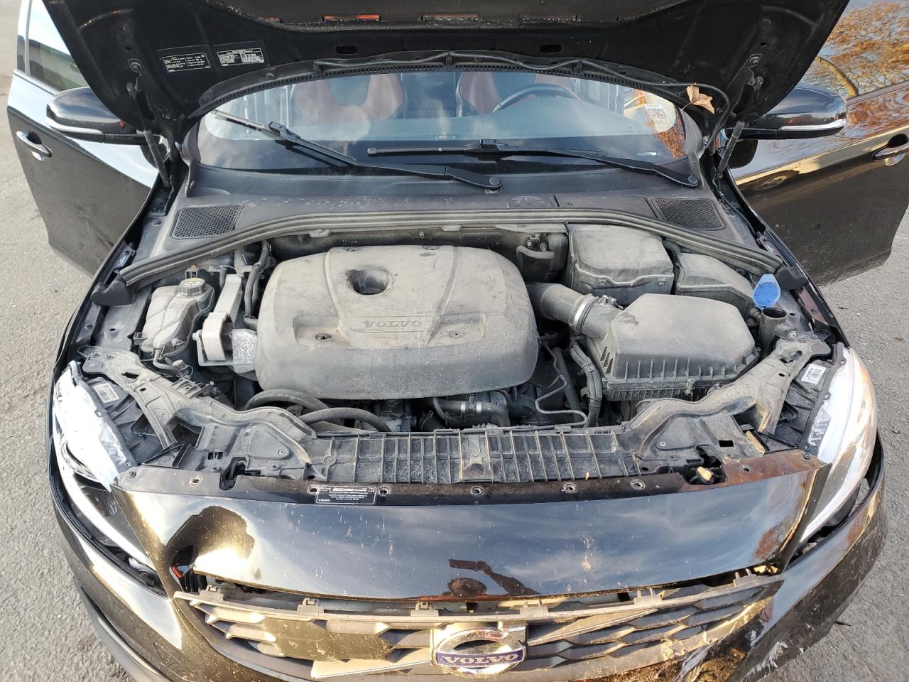 2017 Volvo V60 Cross Country Premier VIN: YV440MWK3H1040089 Lot: 93464265