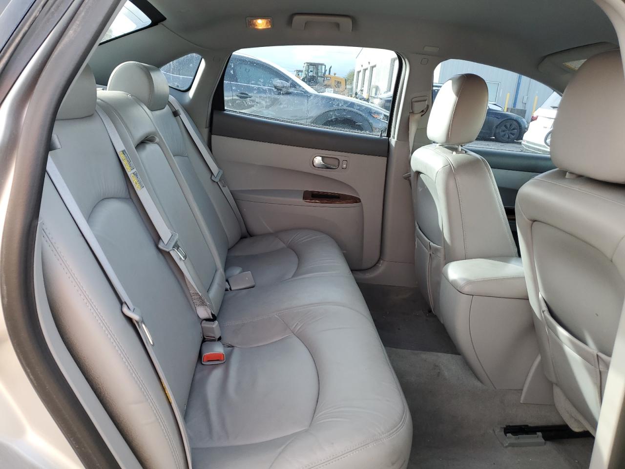 2005 Buick Lacrosse Cxl VIN: 2G4WD562051235946 Lot: 92928565