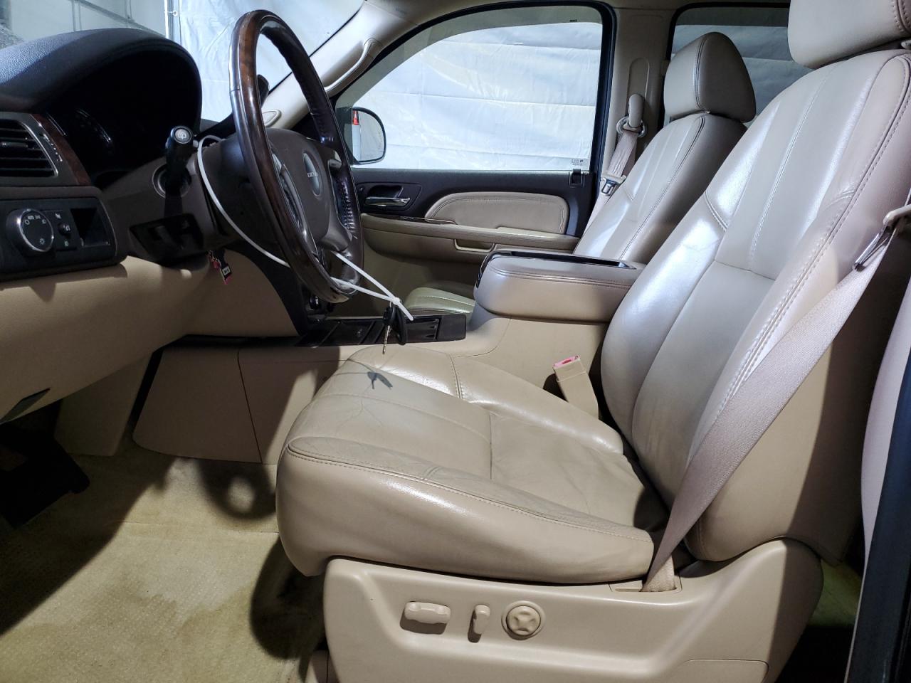 2007 GMC Yukon Denali VIN: 1GKFK63857J201443 Lot: 93060005