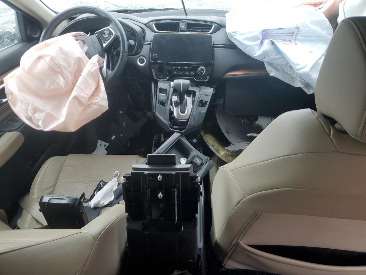 2019 Honda Cr-V Touring VIN: 7FARW2H99KE029137 Lot: 92919375