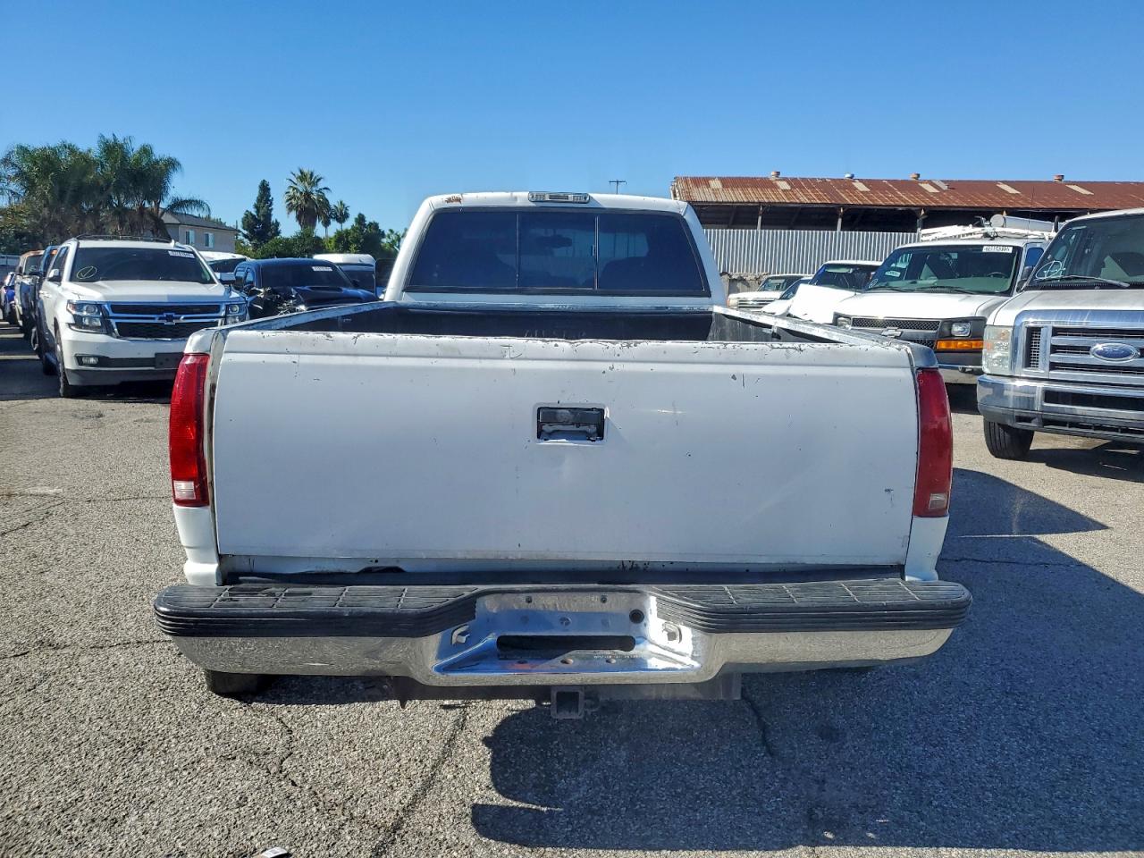 1998 Chevrolet Gmt-400 C3500 VIN: 1GCGC33RXWF045566 Lot: 93946585