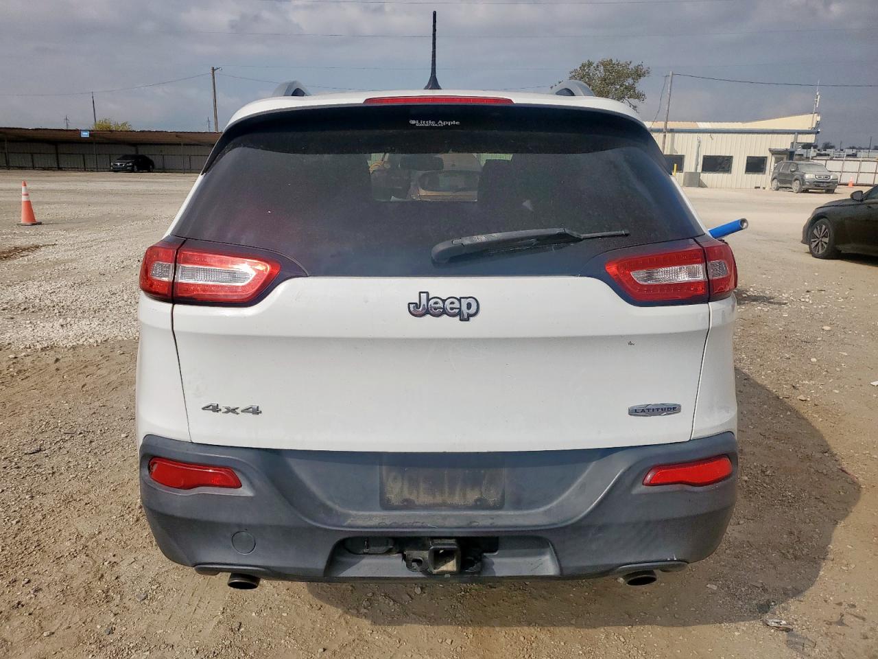 2014 Jeep Cherokee Latitude VIN: 1C4PJMCS5EW247891 Lot: 92825905