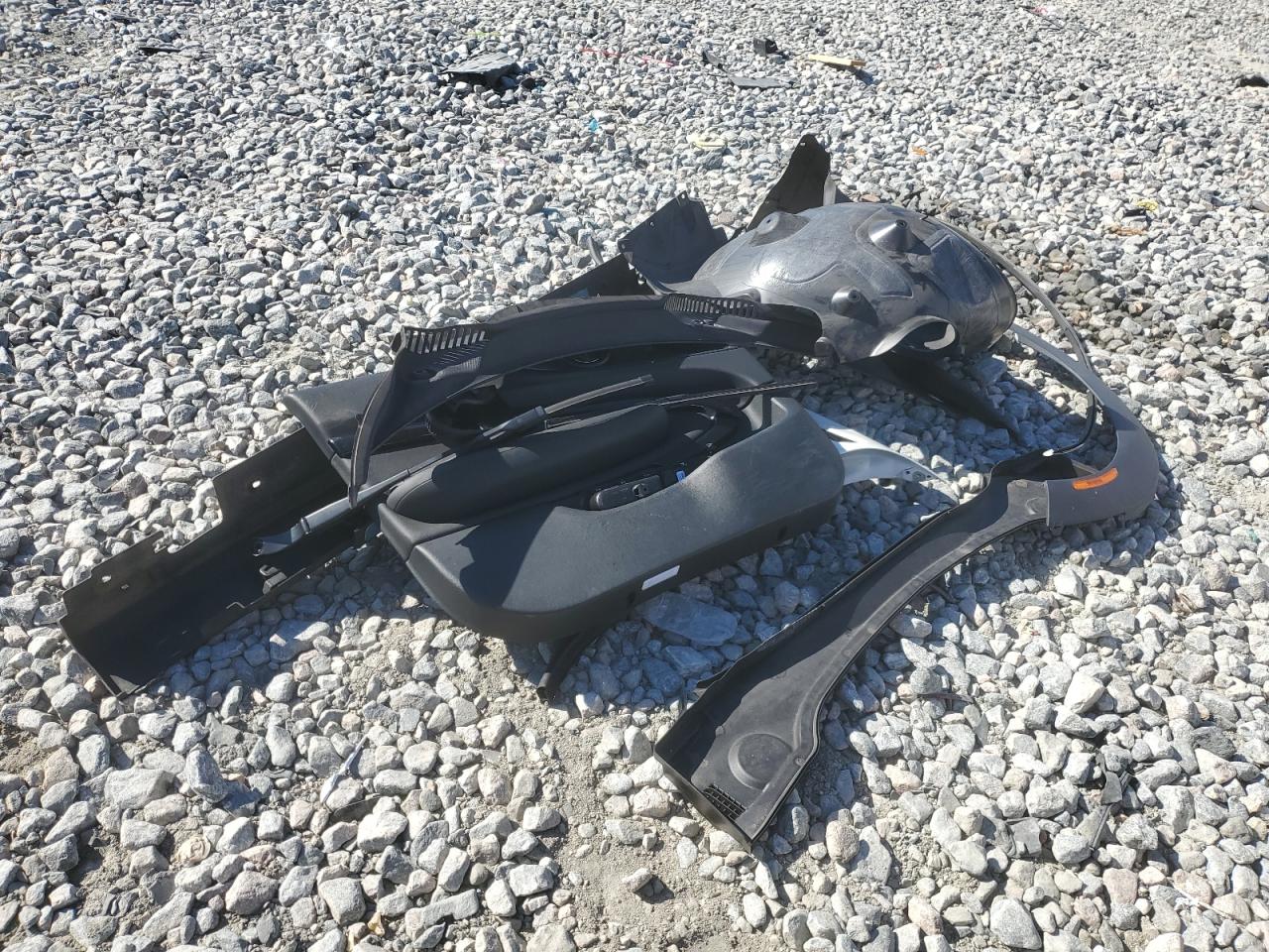 2024 Mini Cooper S Clubman VIN: WMWLV7C04R2V25211 Lot: 92464905