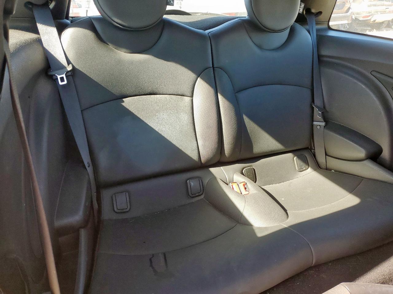 2013 Mini Cooper VIN: WMWSU3C54DT548056 Lot: 92523655