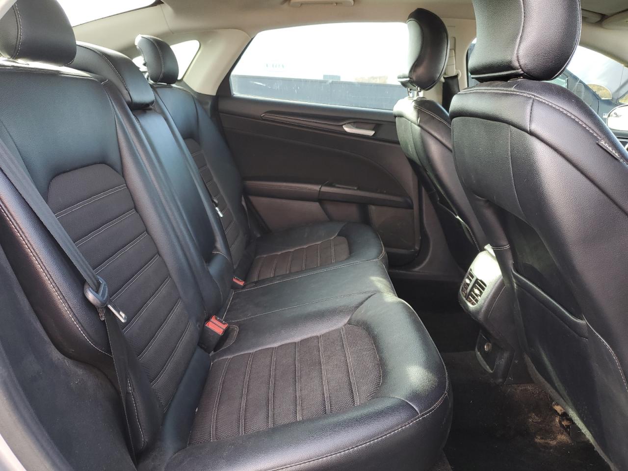 2018 Ford Fusion Se VIN: 3FA6P0HD0JR281009 Lot: 82628055