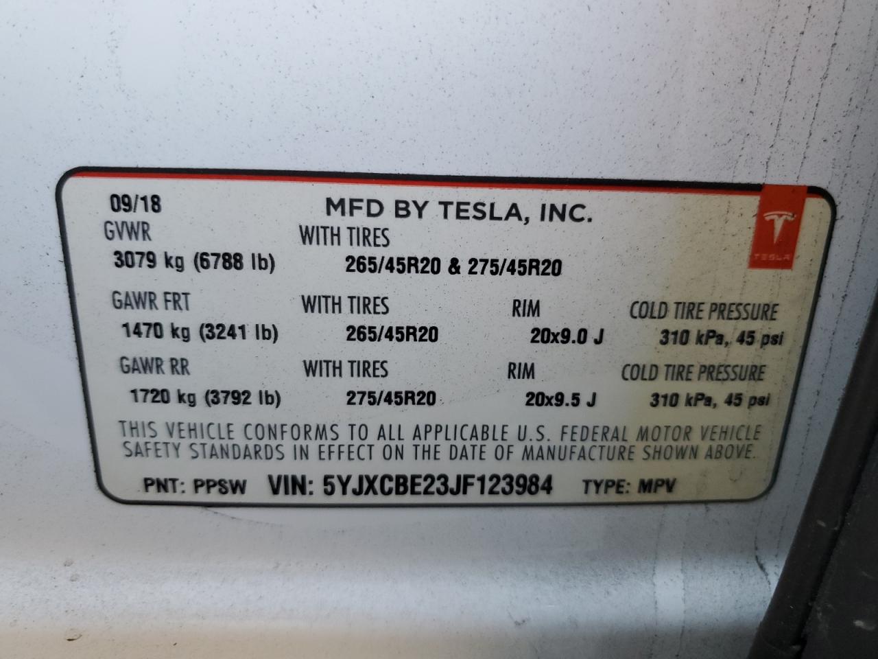 2018 Tesla Model X VIN: 5YJXCBE23JF123984 Lot: 91221045