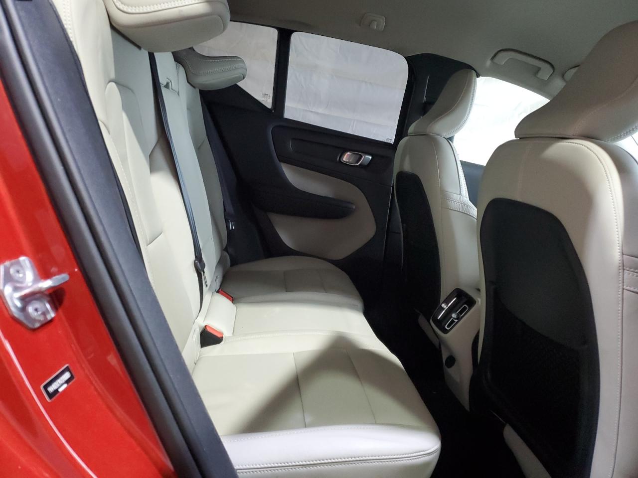 2019 Volvo Xc40 T5 Momentum VIN: YV4162XZ1K2010009 Lot: 92024355