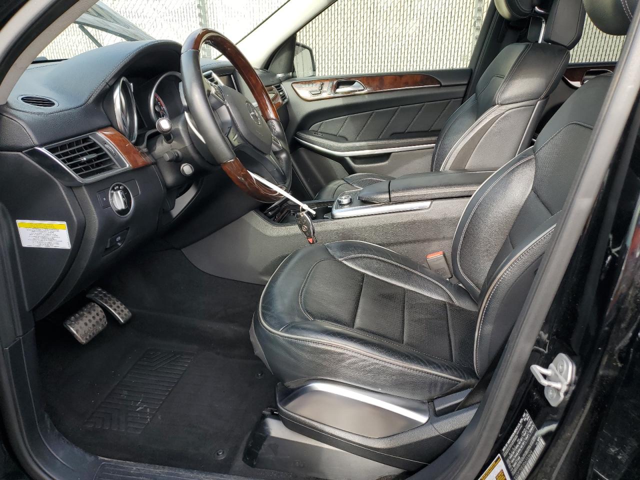 2013 Mercedes-Benz Gl 550 4Matic VIN: 4JGDF7DE2DA233629 Lot: 93649705