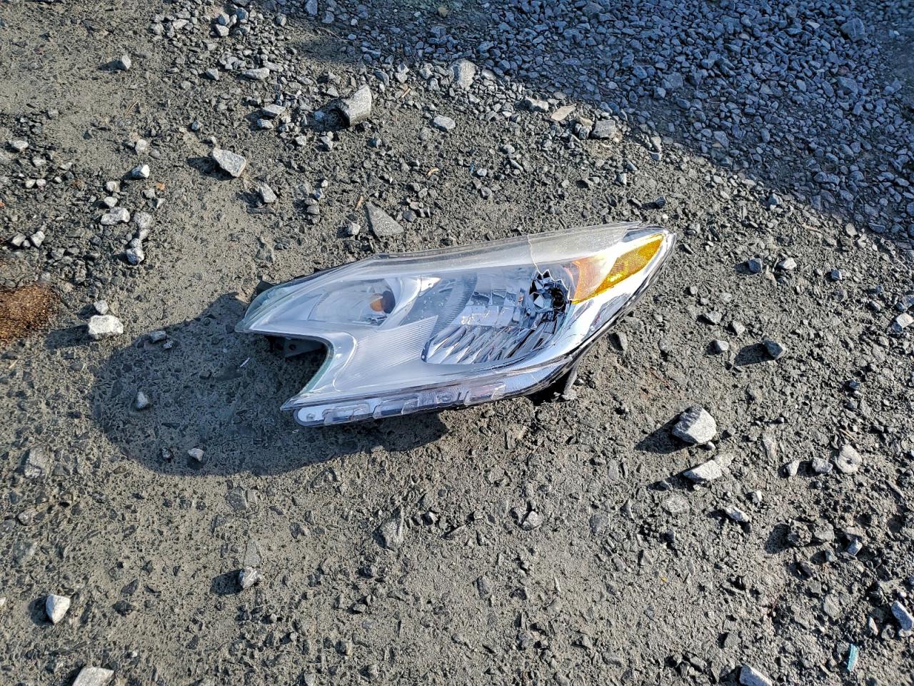 2015 Nissan Versa Note S VIN: 3N1CE2CP9FL393742 Lot: 93812445