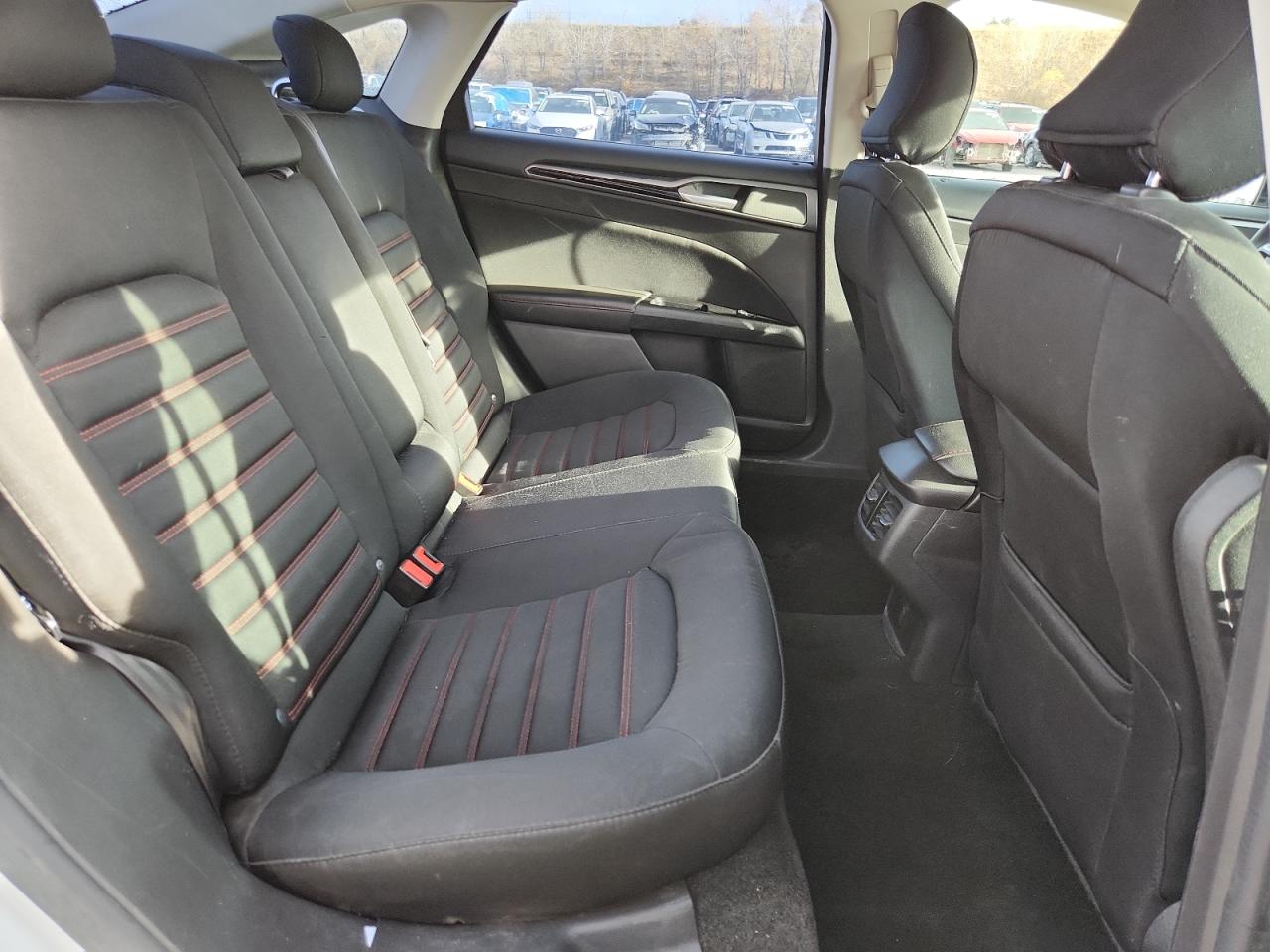 2016 Ford Fusion Se VIN: 3FA6P0HD1GR172583 Lot: 92279655