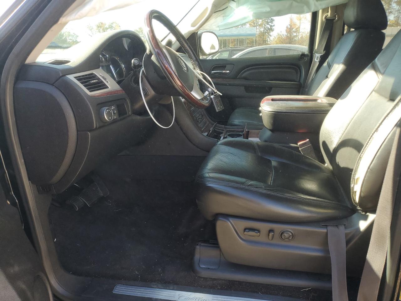 2013 Cadillac Escalade Esv Luxury VIN: 1GYS4HEF0DR298702 Lot: 82723975