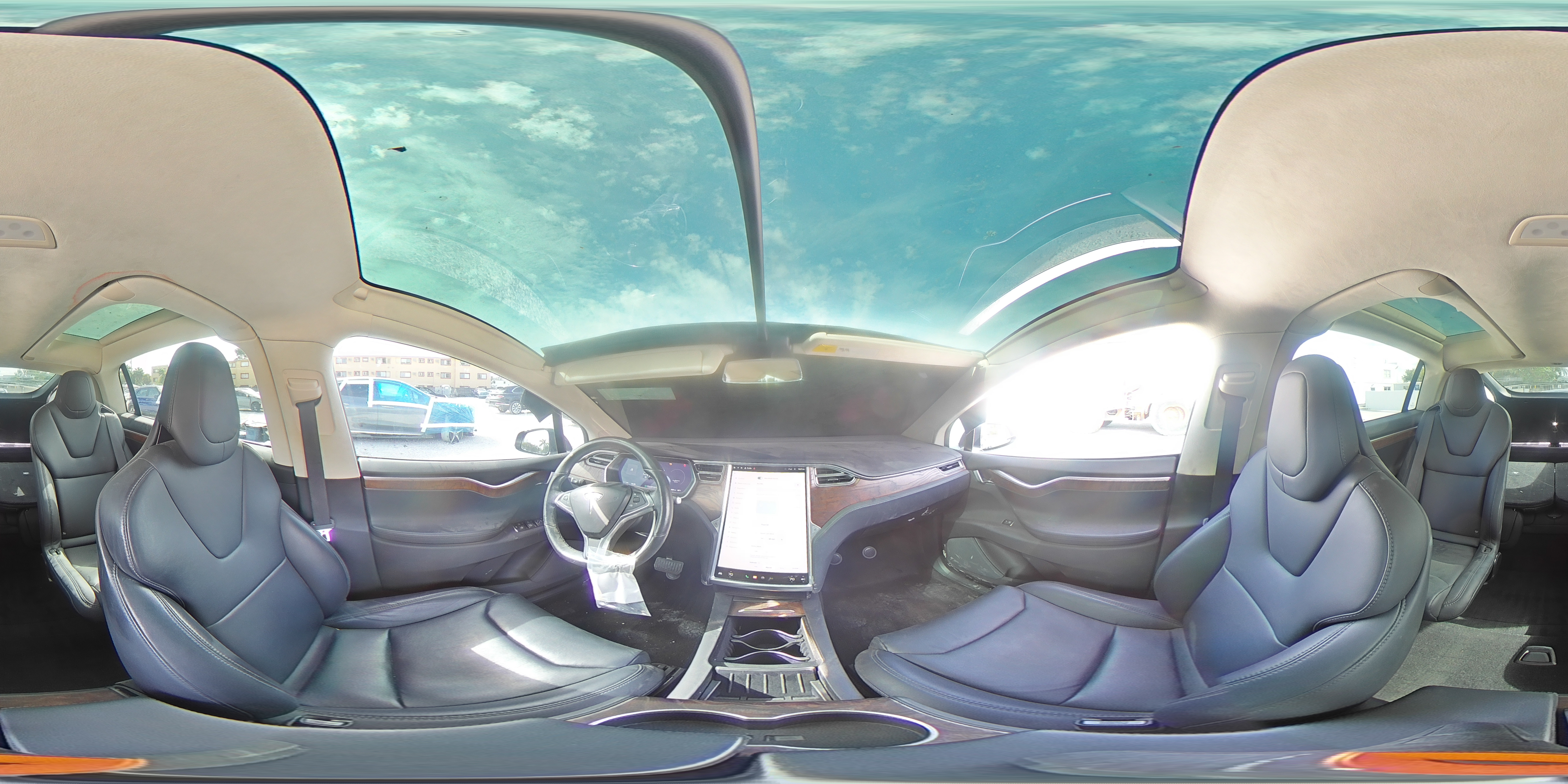 2017 Tesla Model X VIN: 5YJXCBE24HF070223 Lot: 89687385