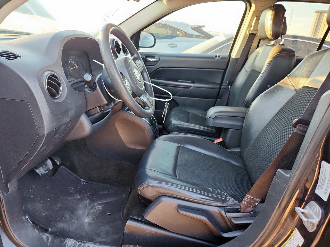 2014 Jeep Compass Sport VIN: 1C4NJCBA8ED886885 Lot: 91080895