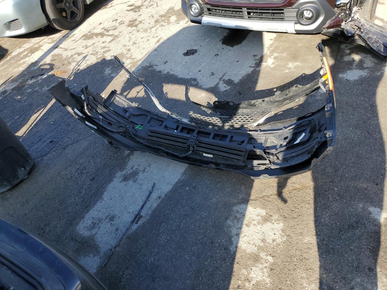 2015 Chrysler 200 Limited VIN: 1C3CCCABXFN667308 Lot: 93446505