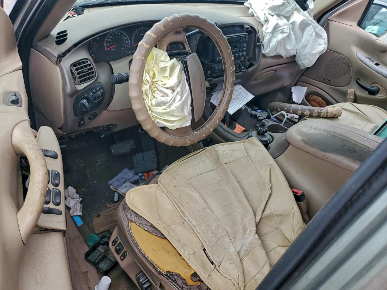 1999 Ford Expedition VIN: 1FMRU17L8XLB80222 Lot: 94509815