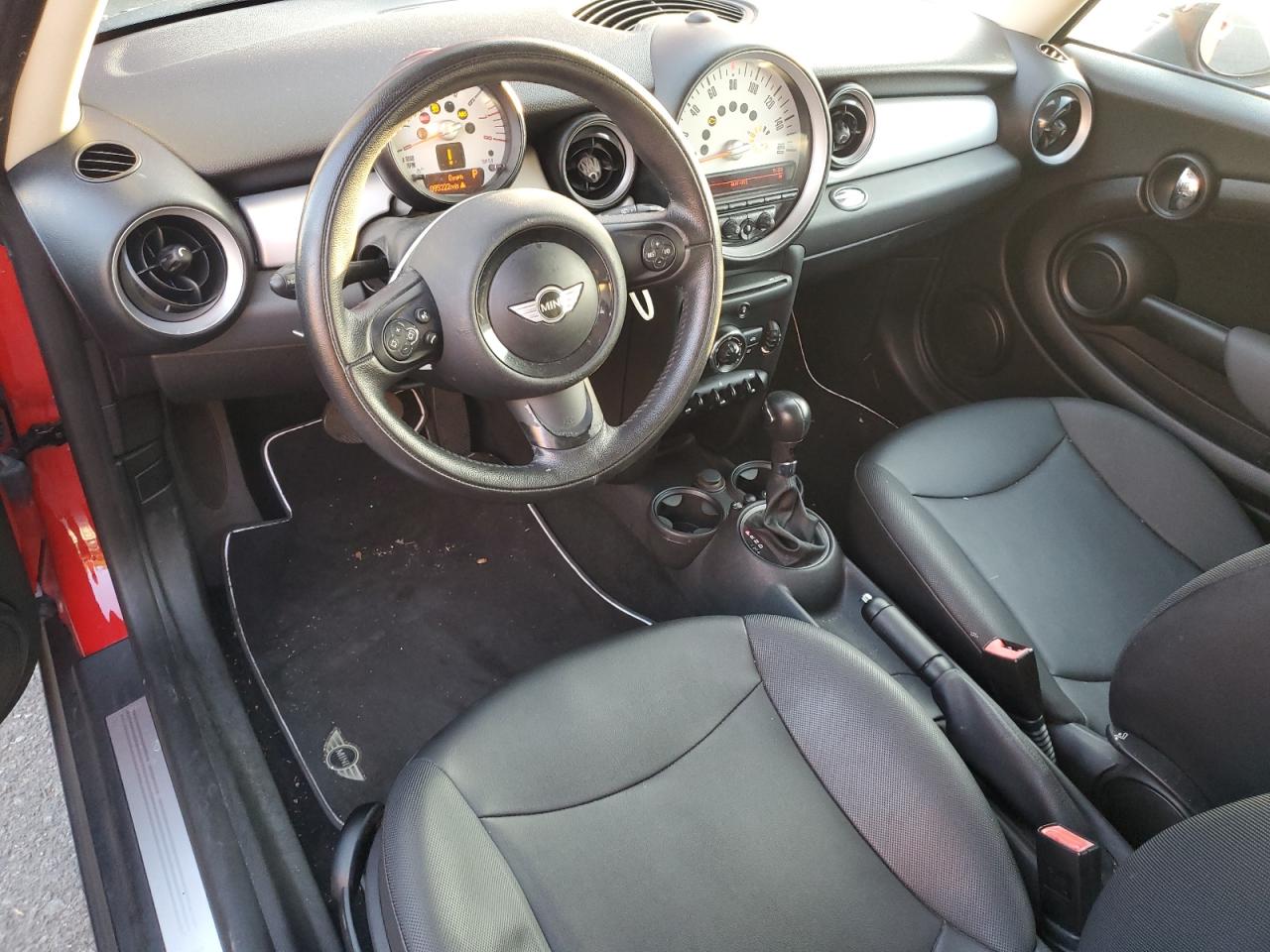 2012 Mini Cooper VIN: WMWSU3C5XCT261156 Lot: 91662095