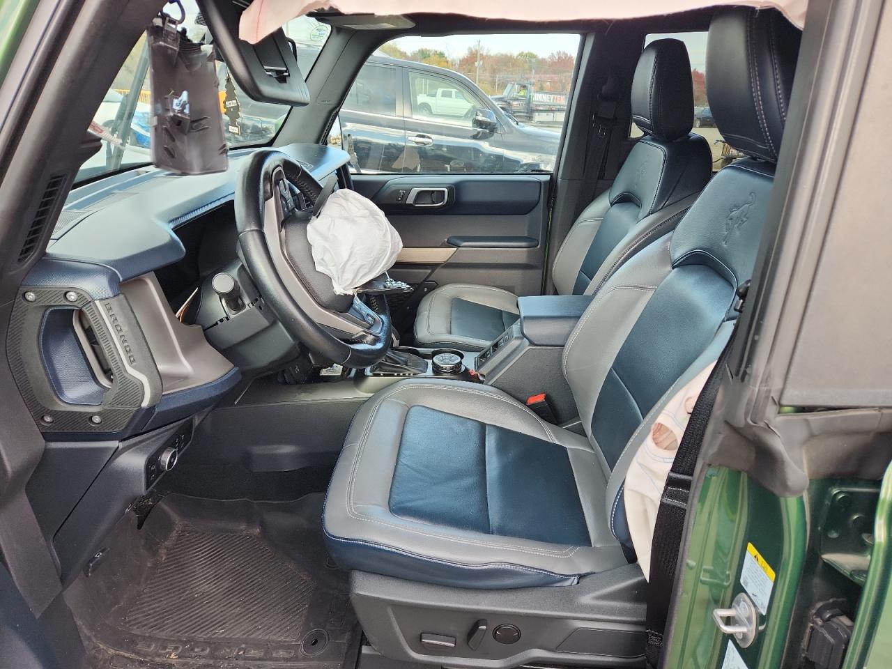 2023 Ford Bronco Base VIN: 1FMEE5DP0PLB62193 Lot: 92440035