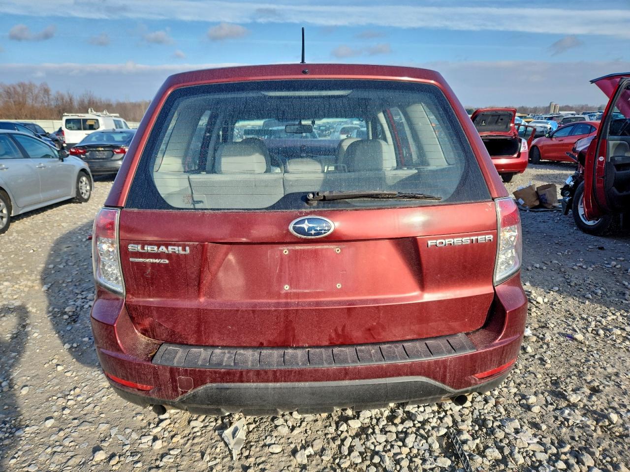 2010 Subaru Forester 2.5X VIN: JF2SH6AC3AH709409 Lot: 93259075