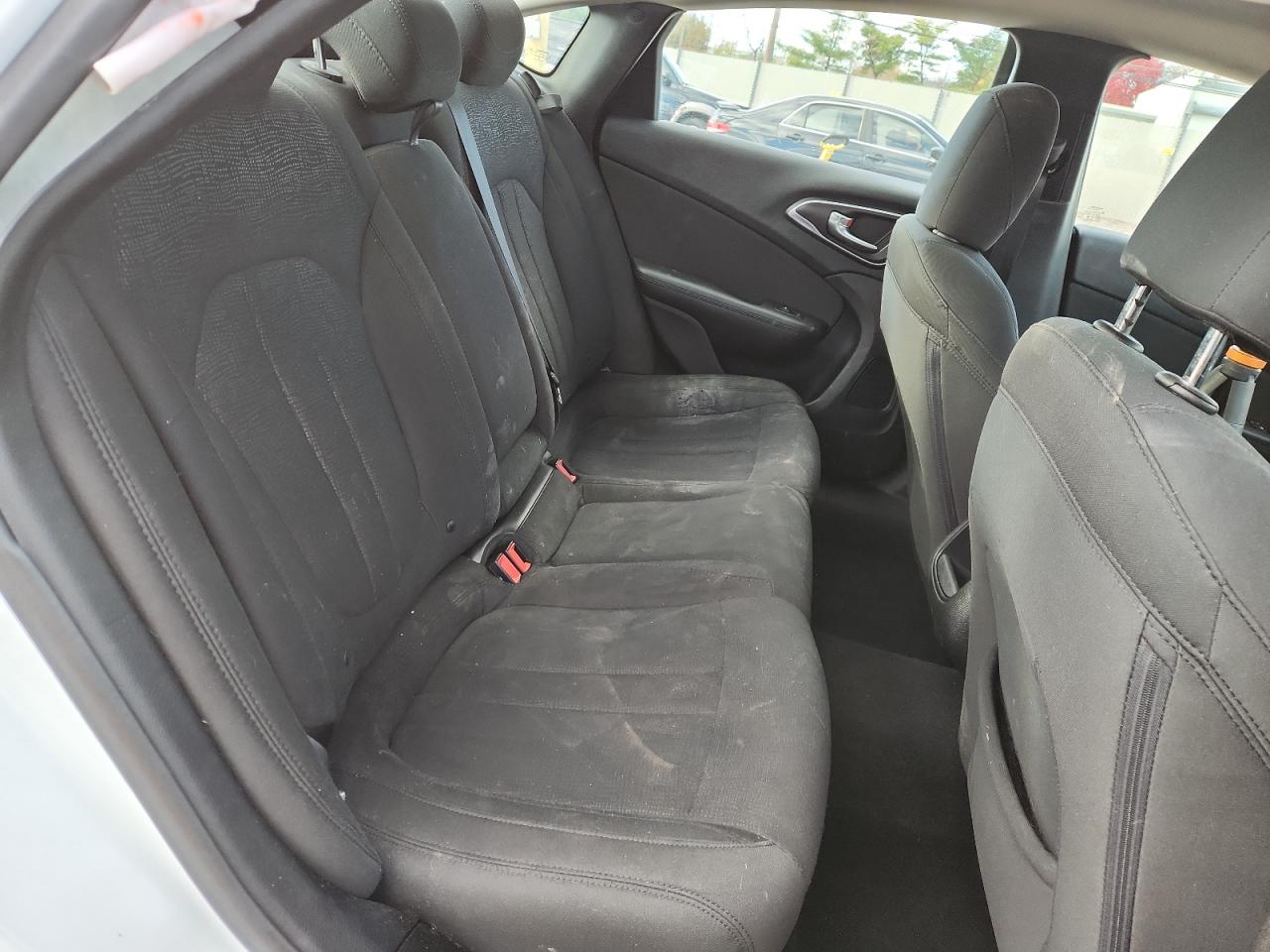 2016 Chrysler 200 Limited VIN: 1C3CCCAB6GN121879 Lot: 91339965