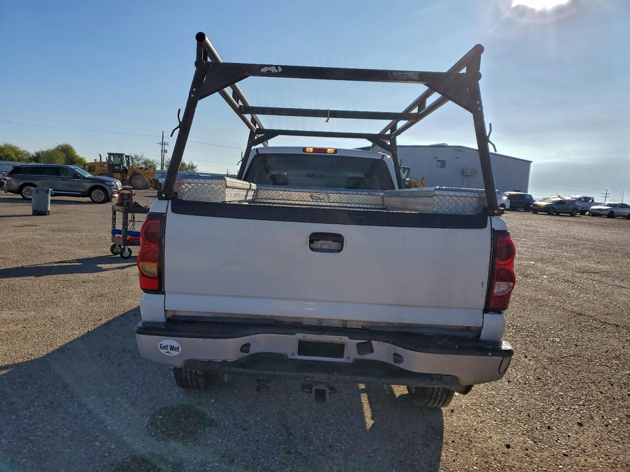 2005 Chevrolet Silverado C2500 Heavy Duty VIN: 1GCHC29U55E306777 Lot: 94464615