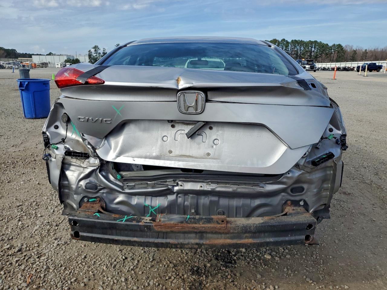 2018 Honda Civic Lx VIN: 19XFC2F56JE200048 Lot: 94048255