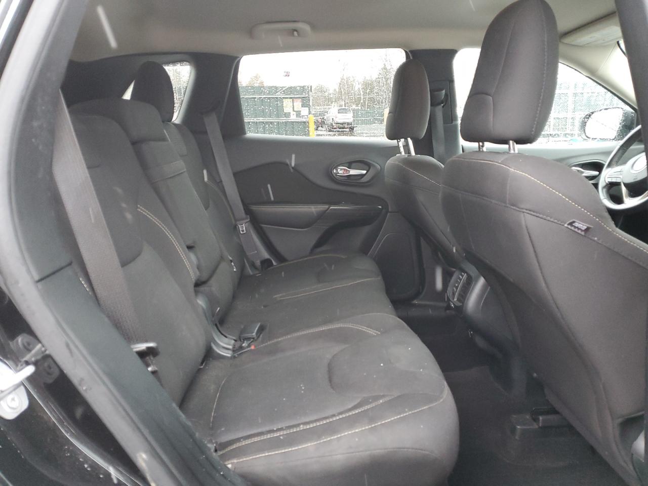 2016 Jeep Cherokee Latitude VIN: 1C4PJMCSXGW262714 Lot: 91656445