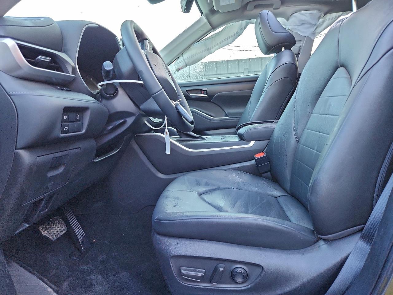 2025 Toyota Highlander Le VIN: 5TDKDRAH5SS555595 Lot: 93828225