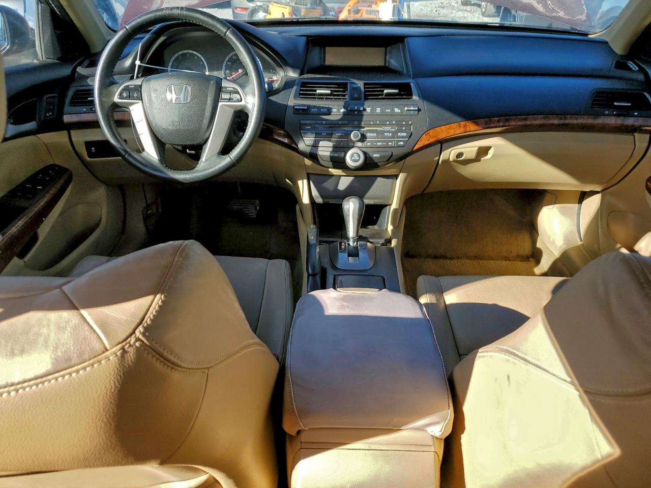 2011 Honda Accord Exl VIN: 1HGCP3F82BA007229 Lot: 94685025