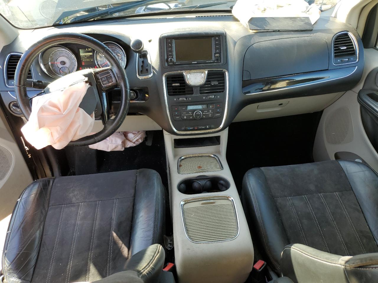 2016 Chrysler Town & Country Limited VIN: 2C4RC1JG7GR221613 Lot: 92239265