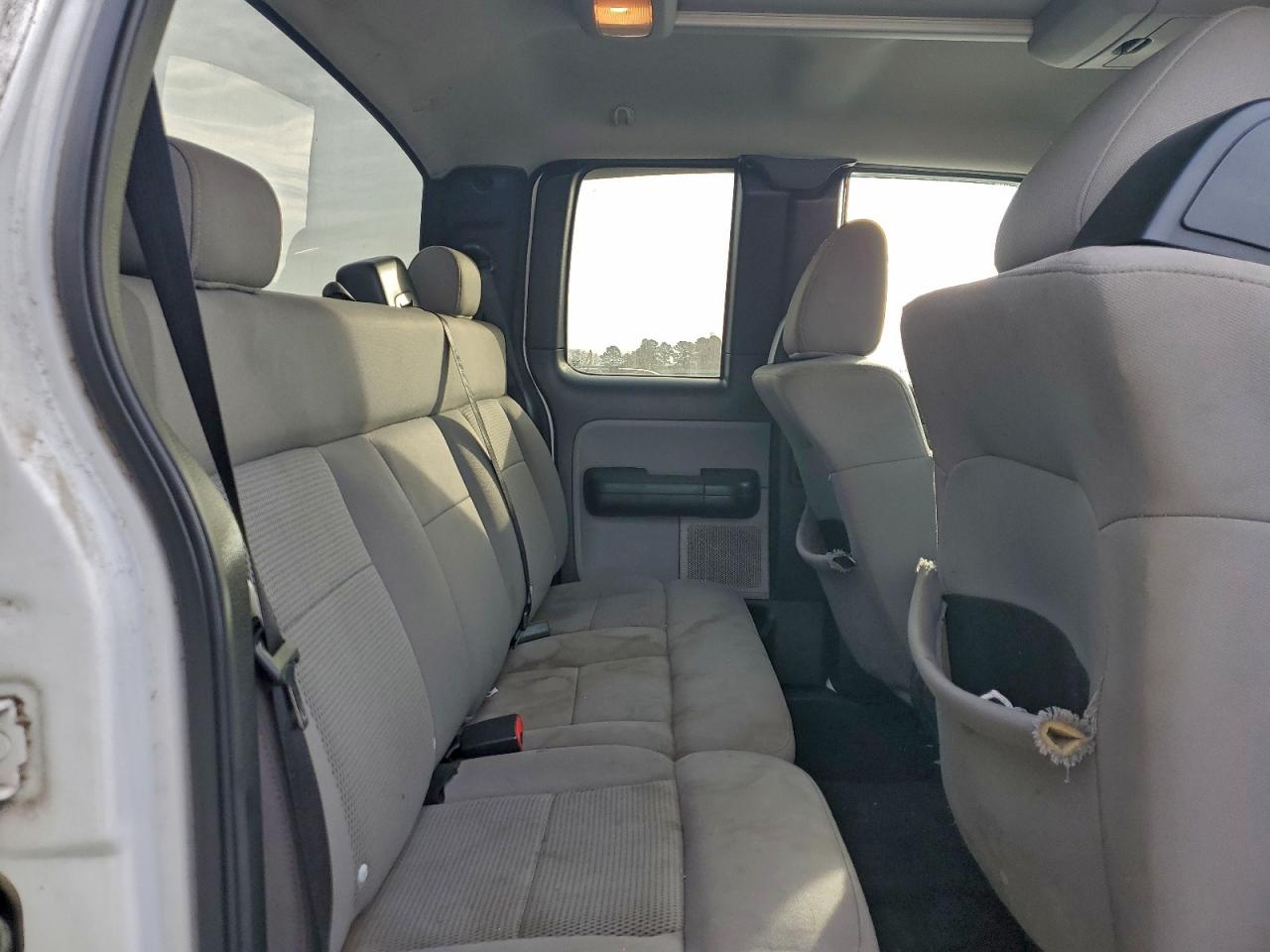 2005 Ford F150 VIN: 1FTPX14585NA75965 Lot: 93951935