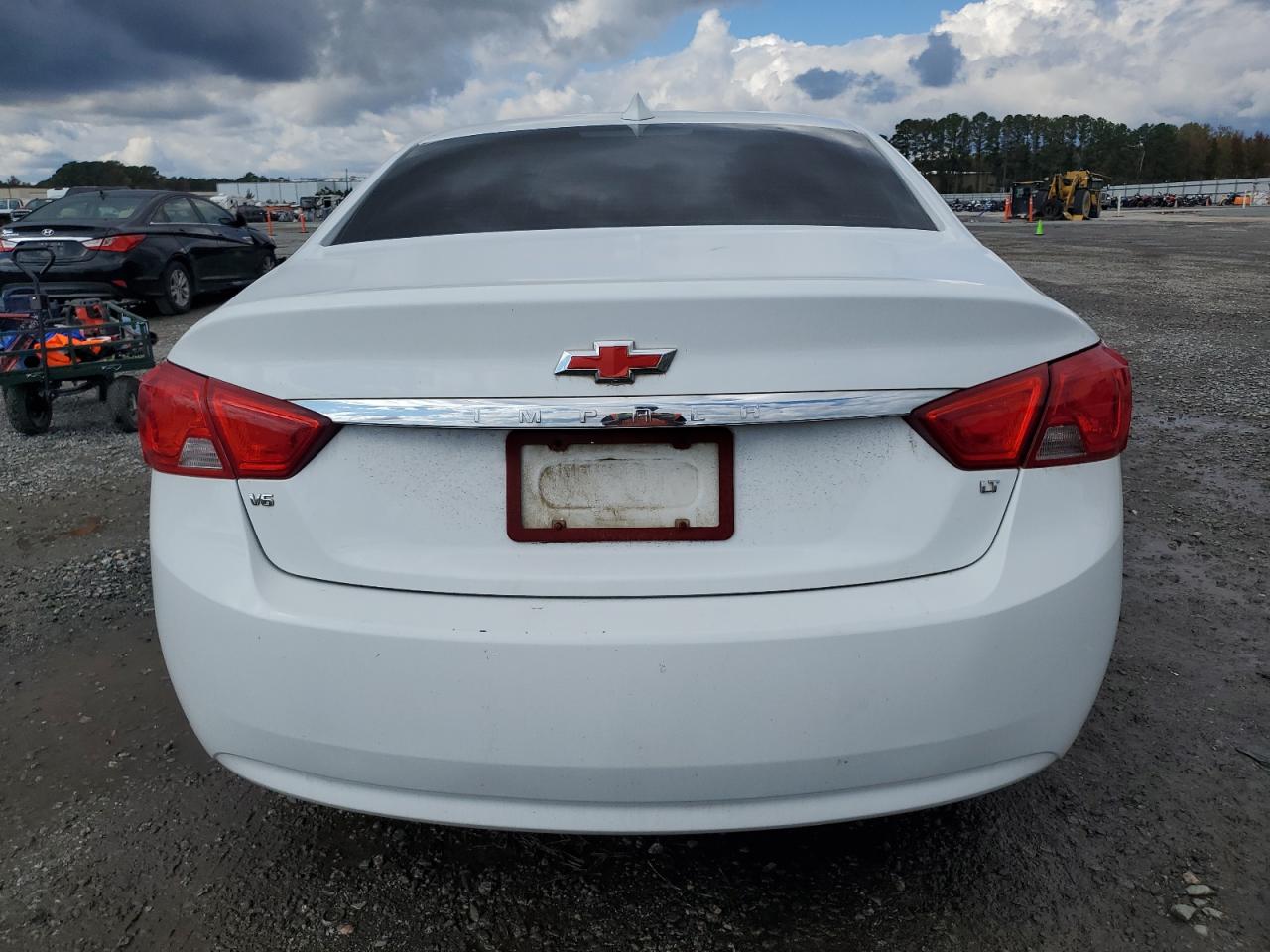 2018 Chevrolet Impala Lt VIN: 1G1105S37JU148349 Lot: 90901815