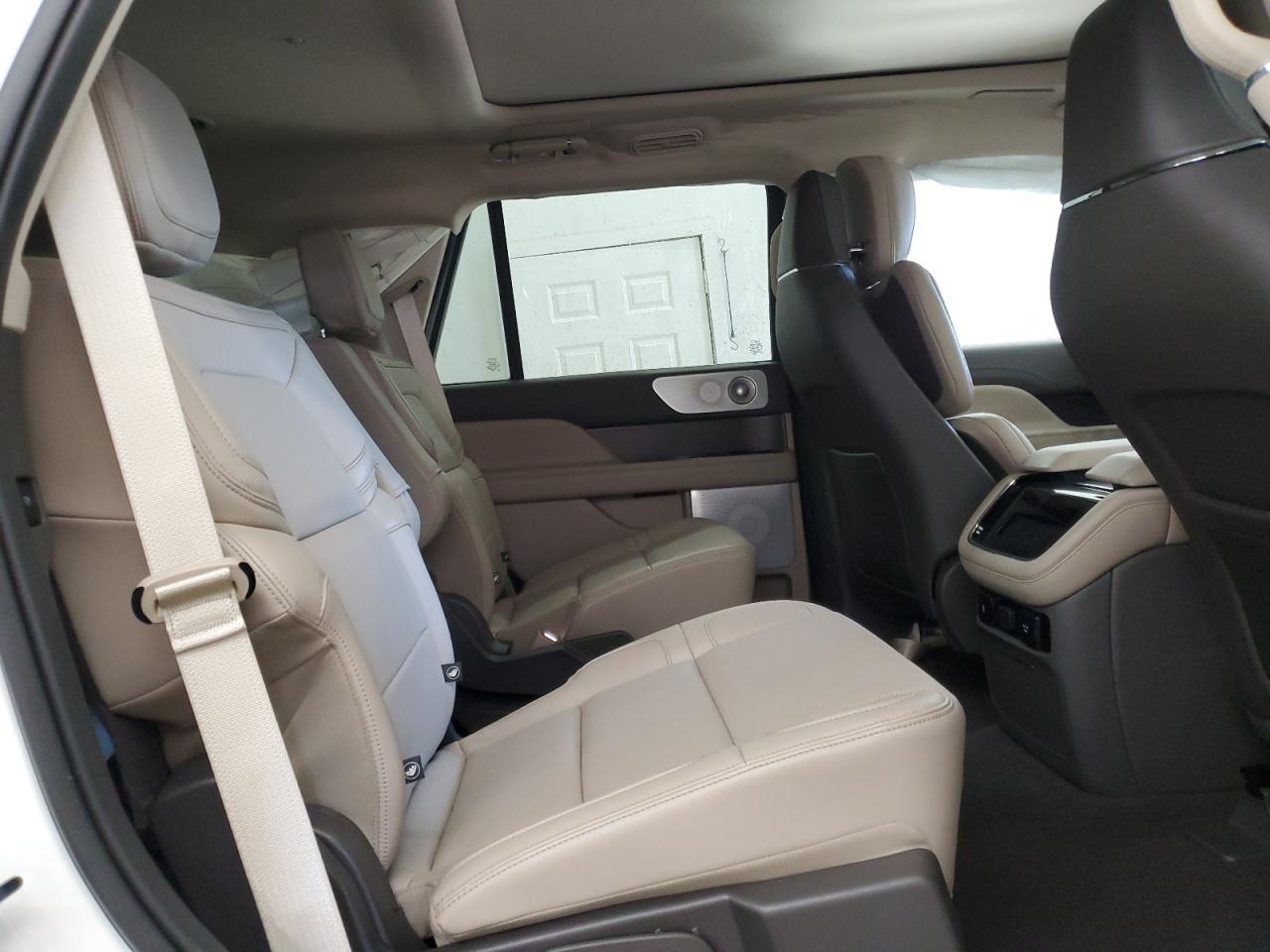 2024 Lincoln Navigator Reserve VIN: 5LMJJ2LG7REL18874 Lot: 91968055