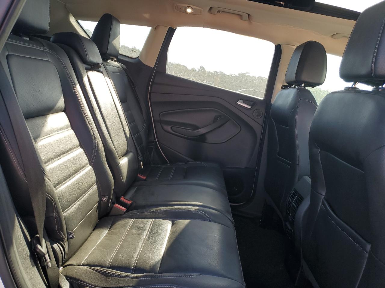 2017 Ford Escape Titanium VIN: 1FMCU9J94HUE56747 Lot: 91161815