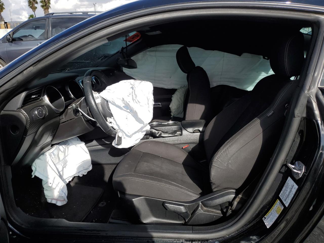 2020 Ford Mustang VIN: 1FA6P8TH0L5190319 Lot: 92745555