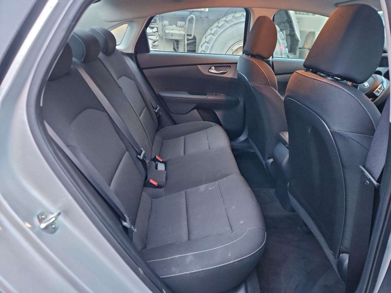 2019 Kia Forte Fe VIN: 3KPF24AD9KE102467 Lot: 94239745