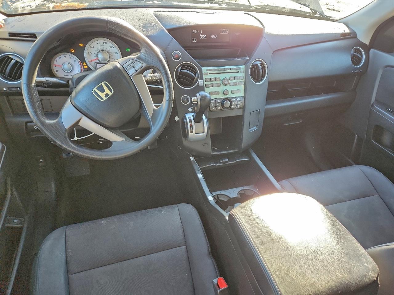 2010 Honda Pilot Lx VIN: 5FNYF4H29AB019597 Lot: 94188295