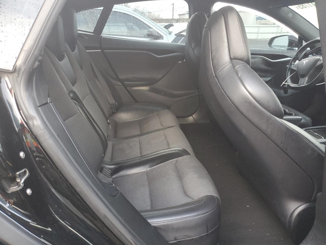 2018 Tesla Model S VIN: 5YJSA1E28JF266682 Lot: 92041785