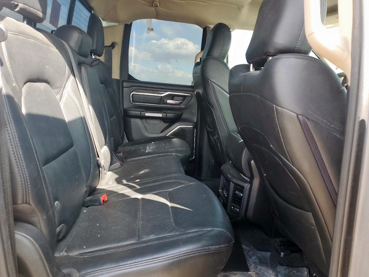 2019 Ram 1500 Laramie VIN: 1C6RREDT4KN785697 Lot: 91732415