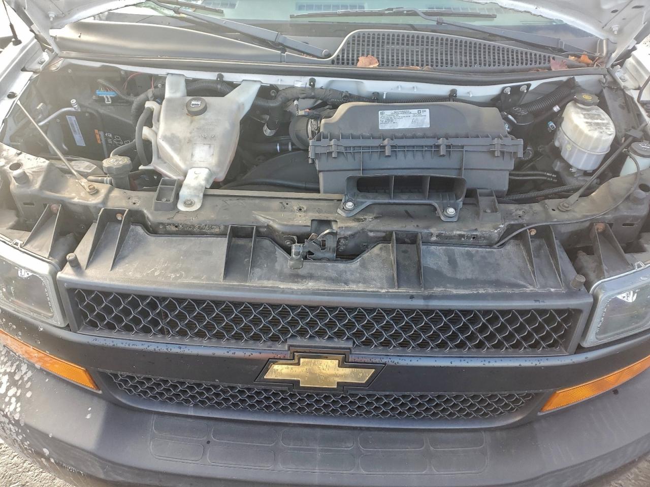 2018 Chevrolet Express G2500 VIN: 1GCWGAFP2J1270780 Lot: 94300605