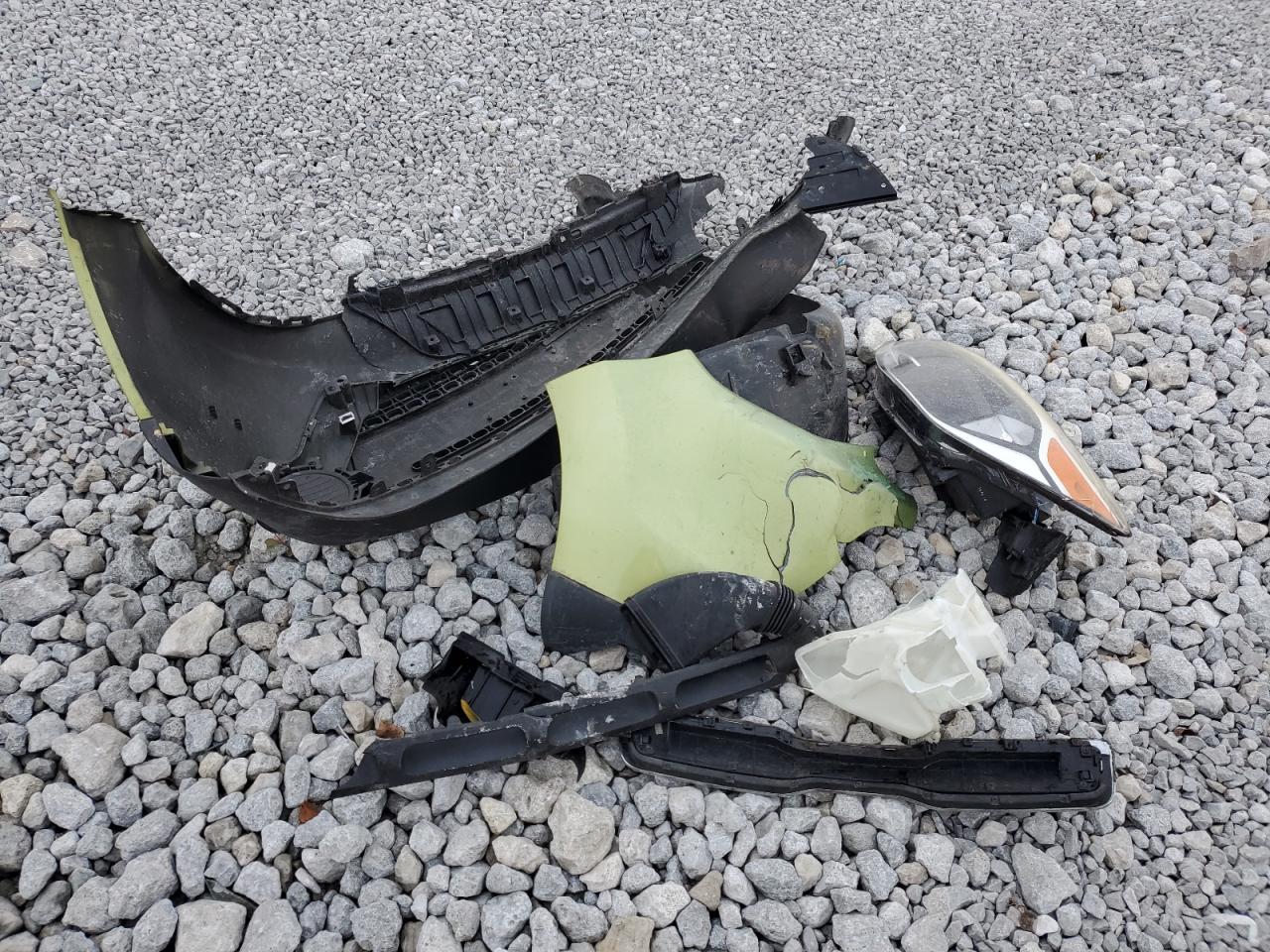 2015 Kia Soul VIN: KNDJN2A24F7801919 Lot: 92418275