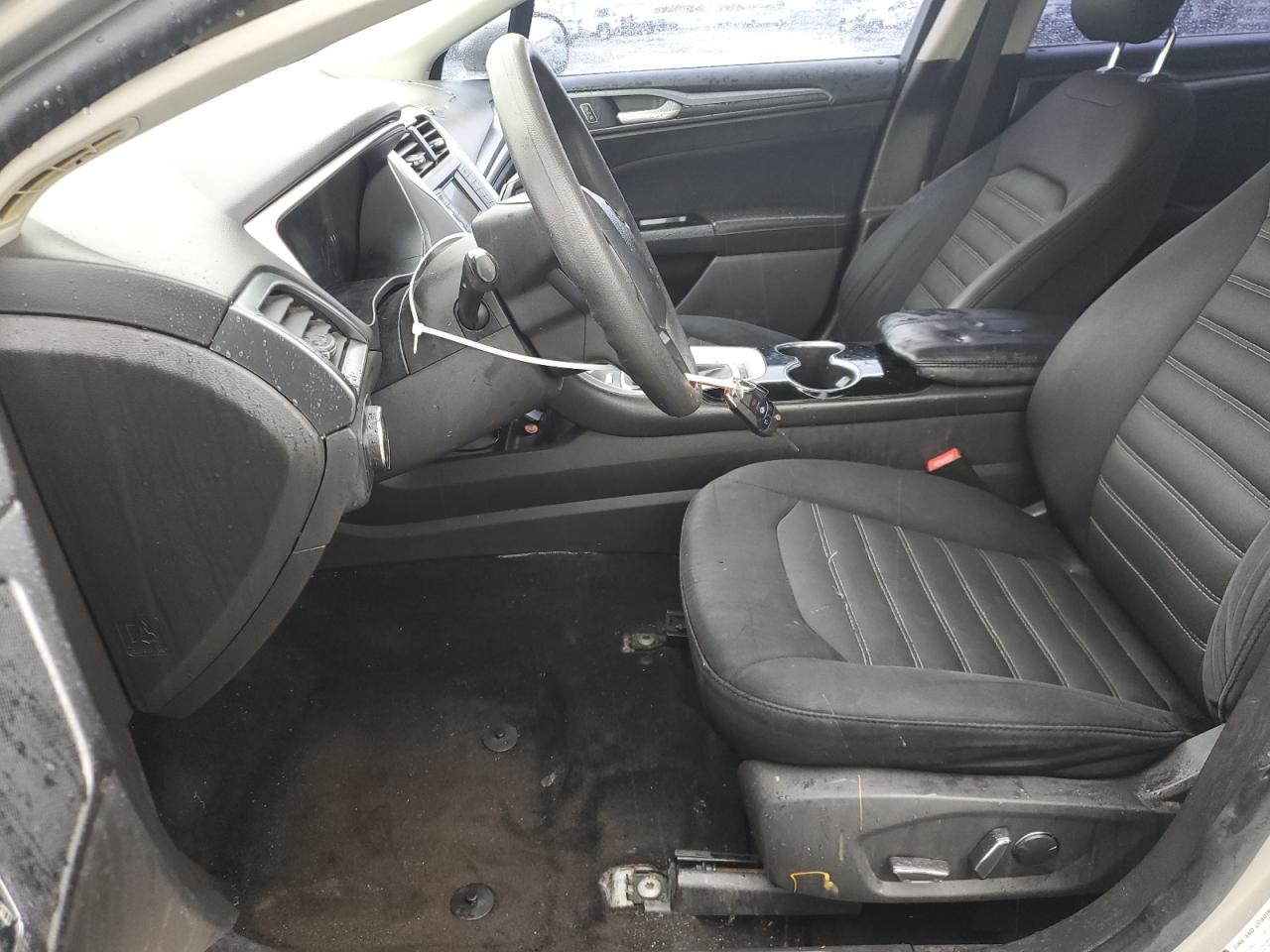 2015 Ford Fusion Se VIN: 3FA6P0H78FR118853 Lot: 93268935