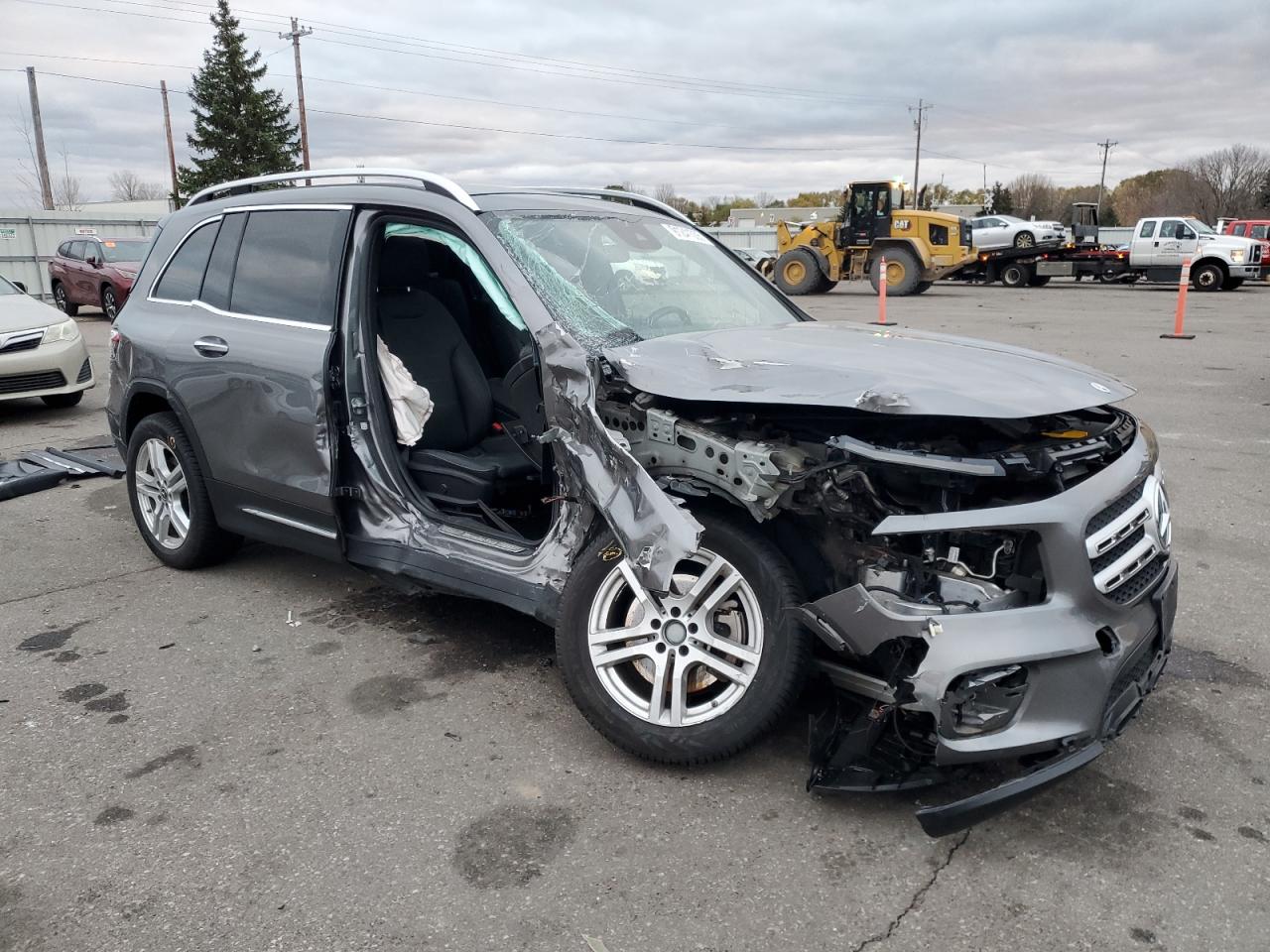 Фото: W1N4M4HB6PW297746