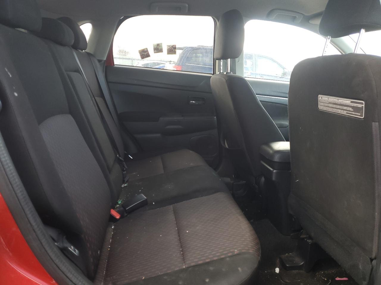 2018 Mitsubishi Outlander Sport Es VIN: JA4AP3AUXJZ028253 Lot: 91401875