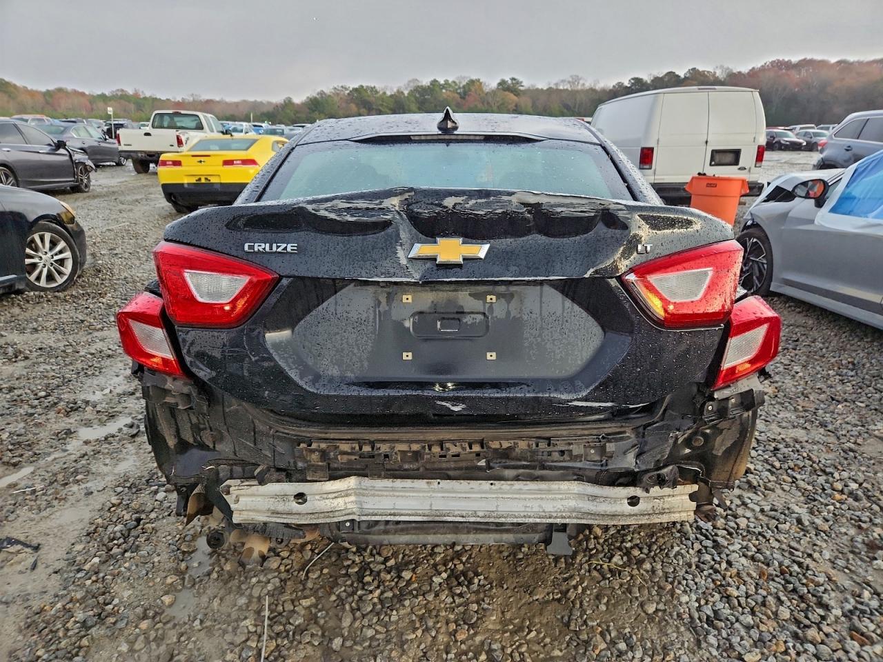 2019 Chevrolet Cruze Lt VIN: 1G1BE5SM8K7117352 Lot: 94345525