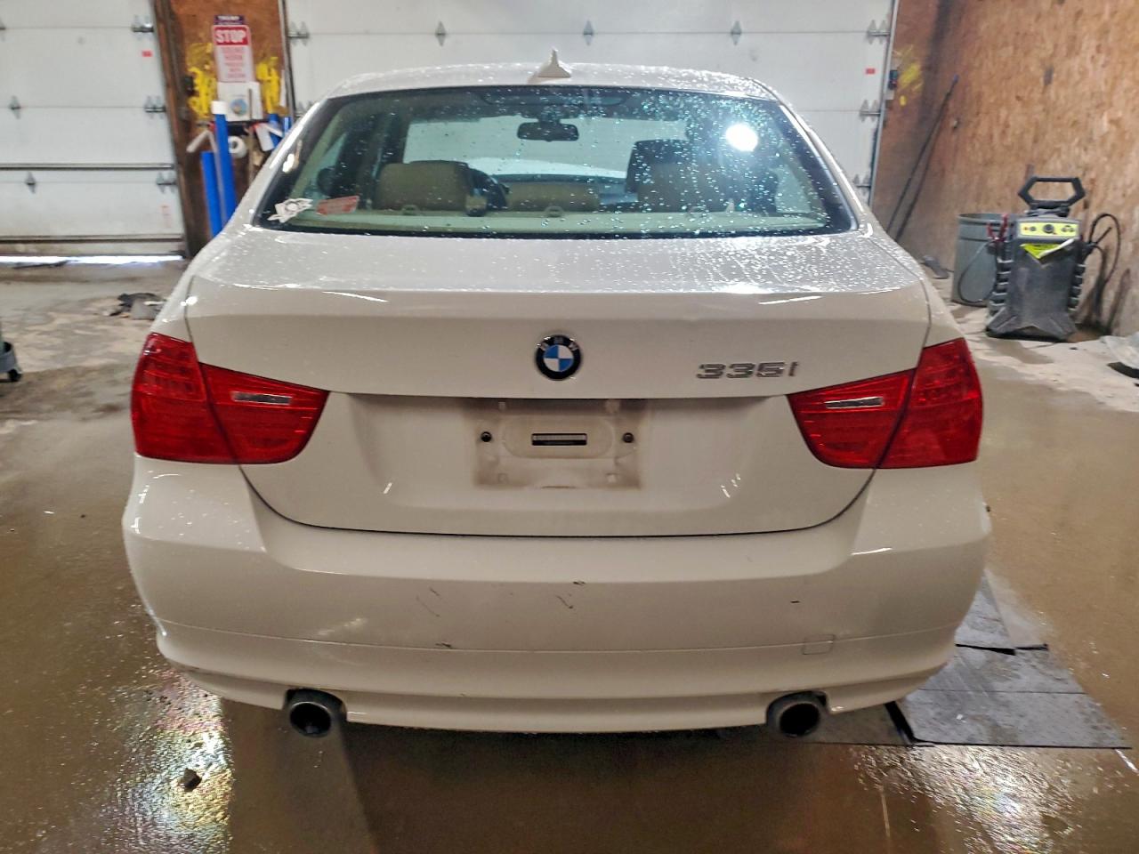 2009 BMW 335 Xi VIN: WBAPL33559A407119 Lot: 94068195