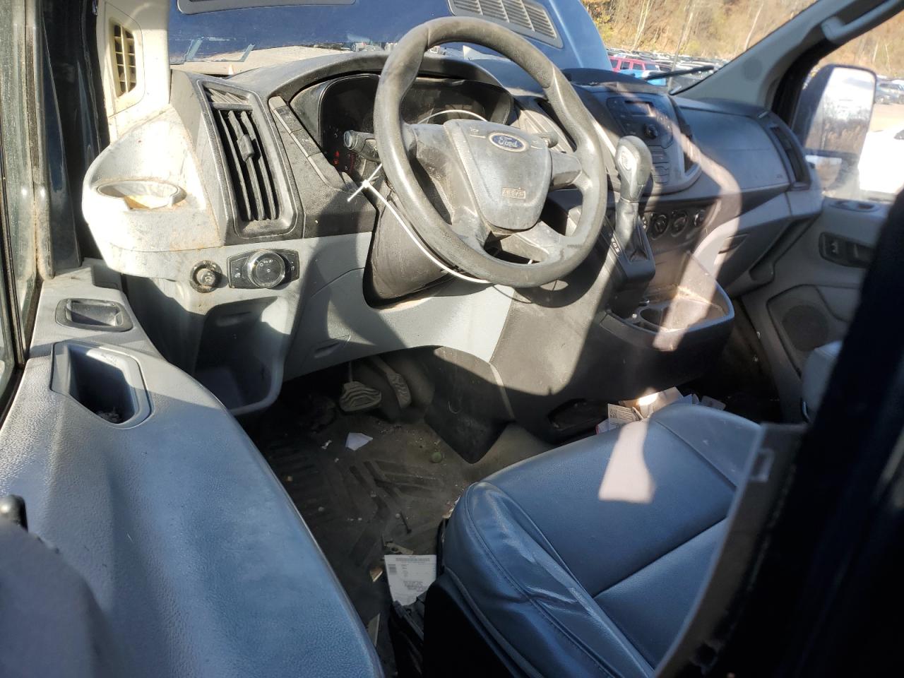 2015 Ford Transit T-250 Delivery Van VIN: 1FTNR1ZM0FKA92957 Lot: 93136105