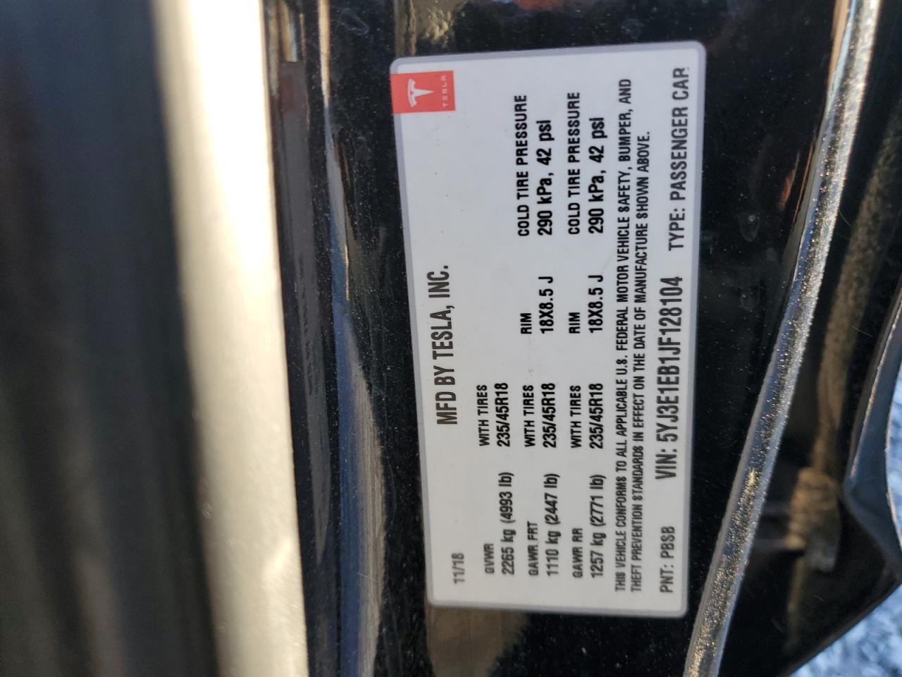 2018 Tesla Model 3 VIN: 5YJ3E1EB1JF128104 Lot: 90995475