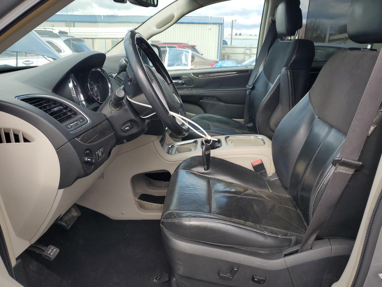 2016 Chrysler Town & Country Limited Platinum VIN: 2C4RC1GGXGR167313 Lot: 91826965